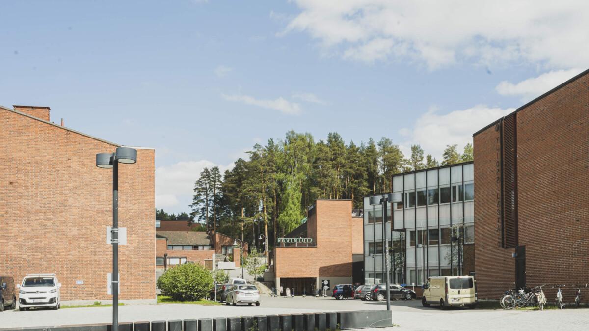 Jyväskylän ylioppilastalo Ilokivi ja ylioppilastalon lisärakennus Opinkivi